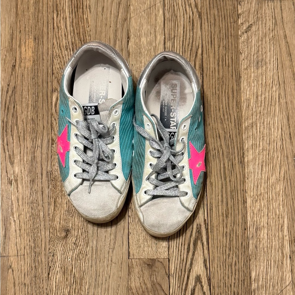 Turquoise and pink star, Golden goose low top sneakers
